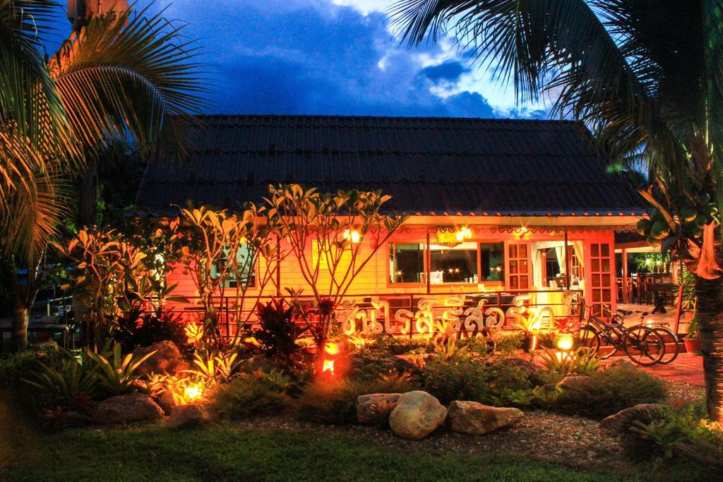 Sunrise Resort Bang Saphan Eksteriør billede