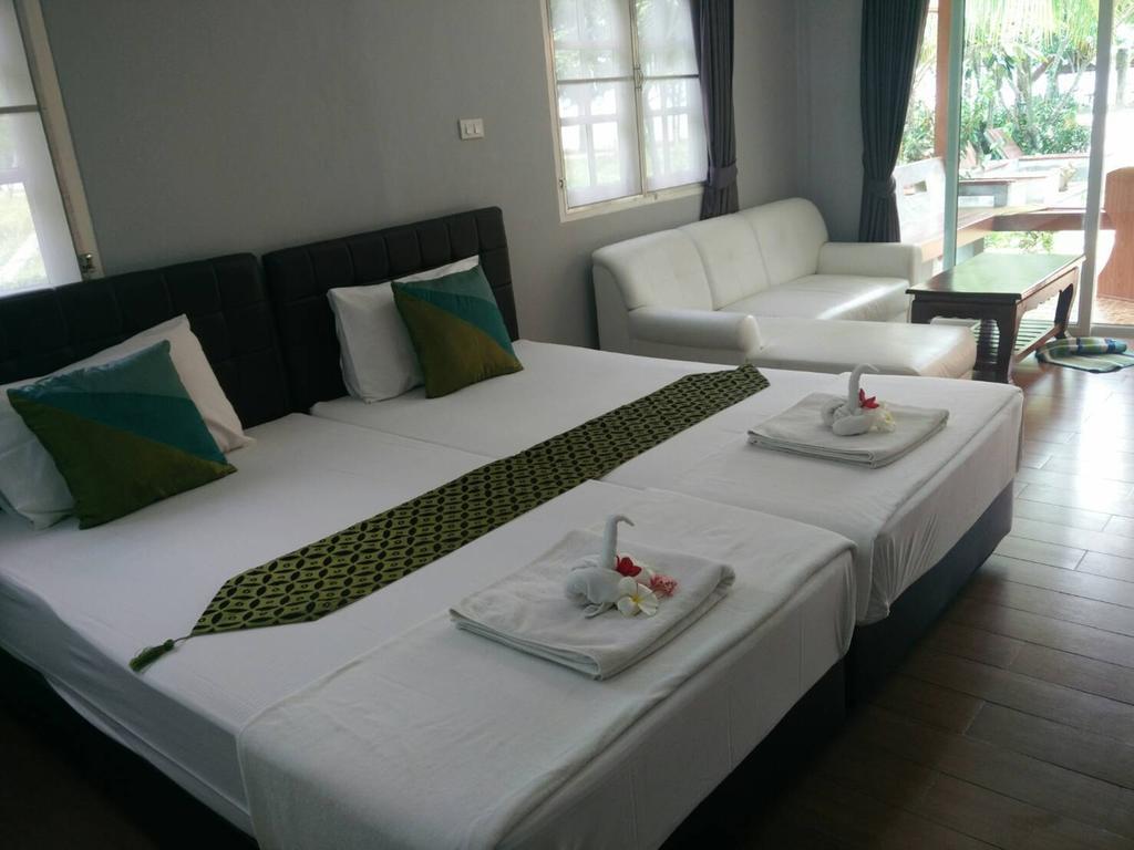 Sunrise Resort Bang Saphan Eksteriør billede