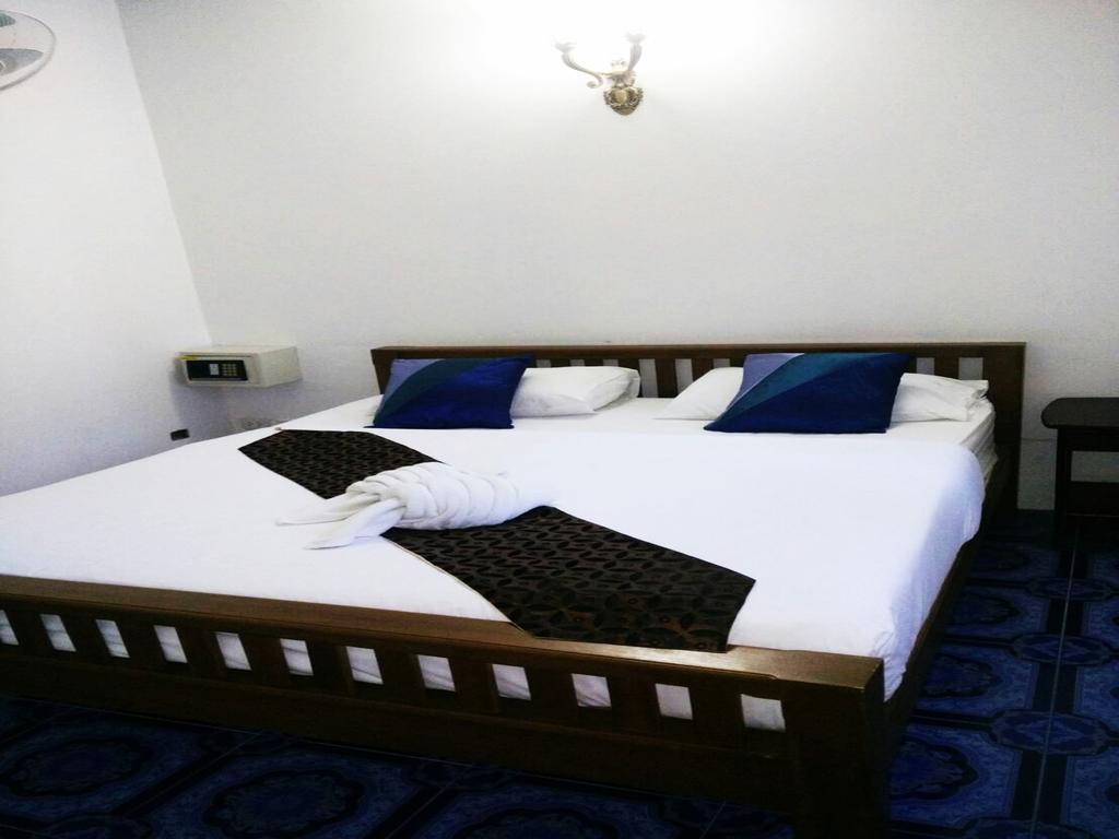Sunrise Resort Bang Saphan Eksteriør billede