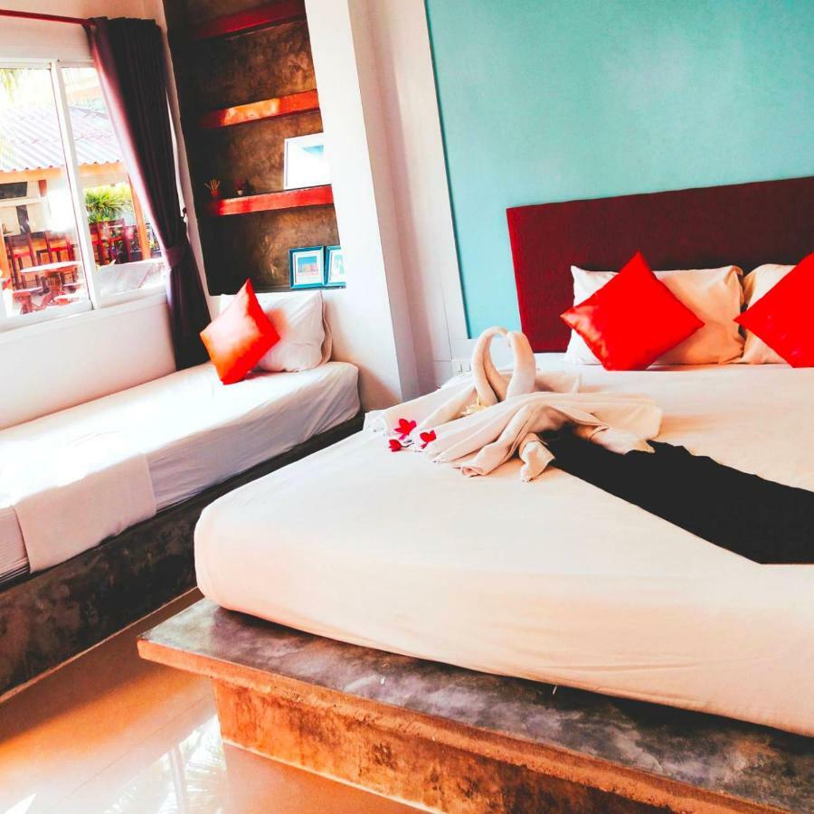 Sunrise Resort Bang Saphan Eksteriør billede