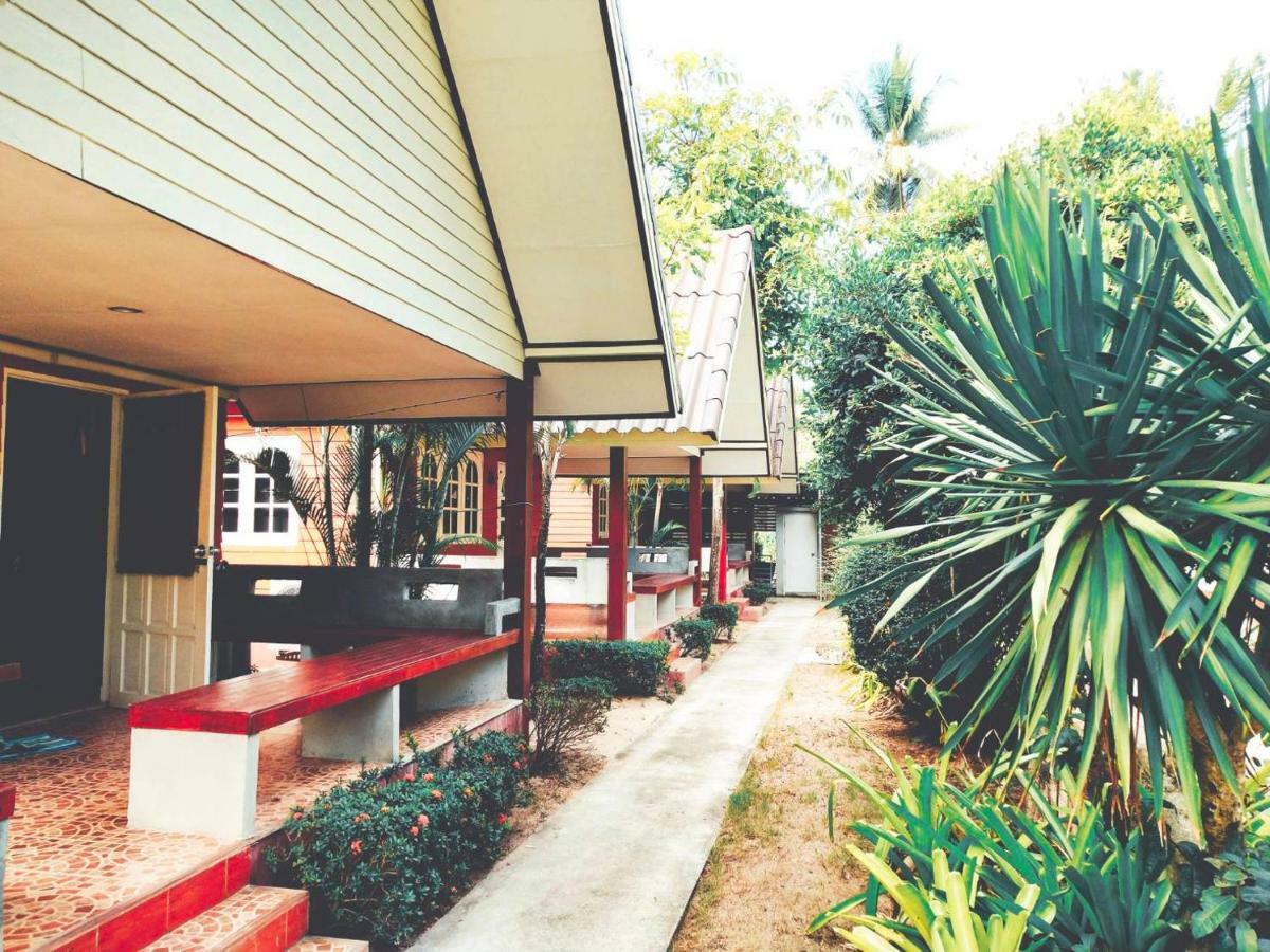 Sunrise Resort Bang Saphan Eksteriør billede